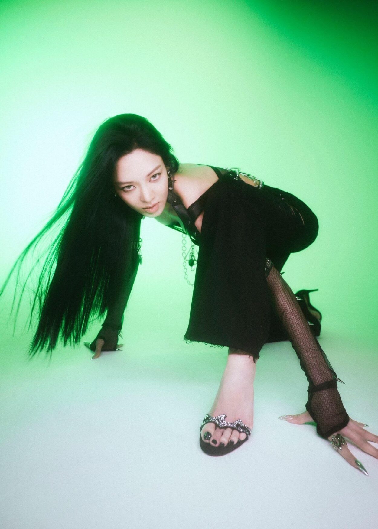 240525 aespa Ningning will be a guest on Girls’ Generation (SNSD) Hyoyeon’s new YouTube channel “HYO’s Level Up”