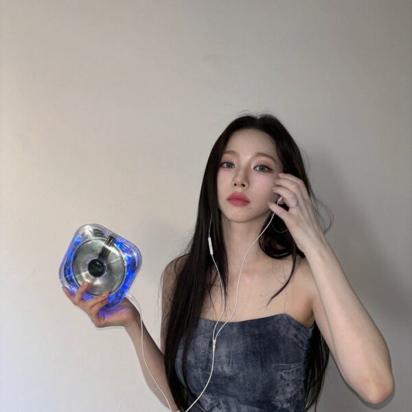 240524 Karina Instagram Update with Winter