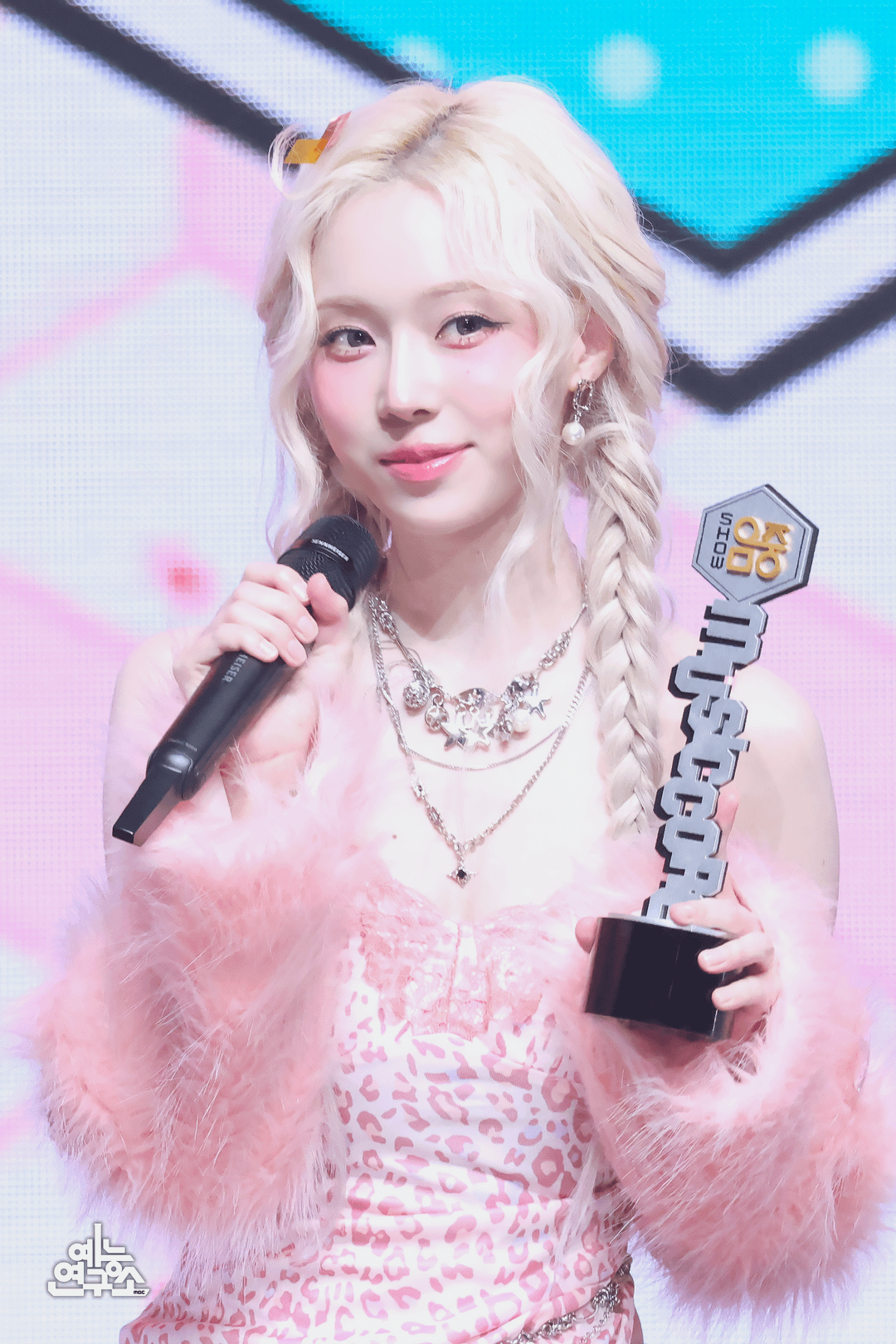 240531 aespa - Supernova (240525 Show! Music Core Encore Stage Pics)