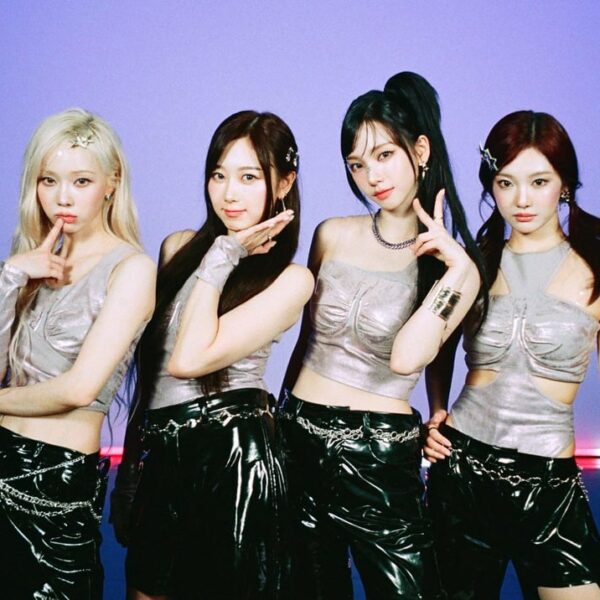 240531 M2MPD Twitter Update With aespa - M2 Film Behind Photos