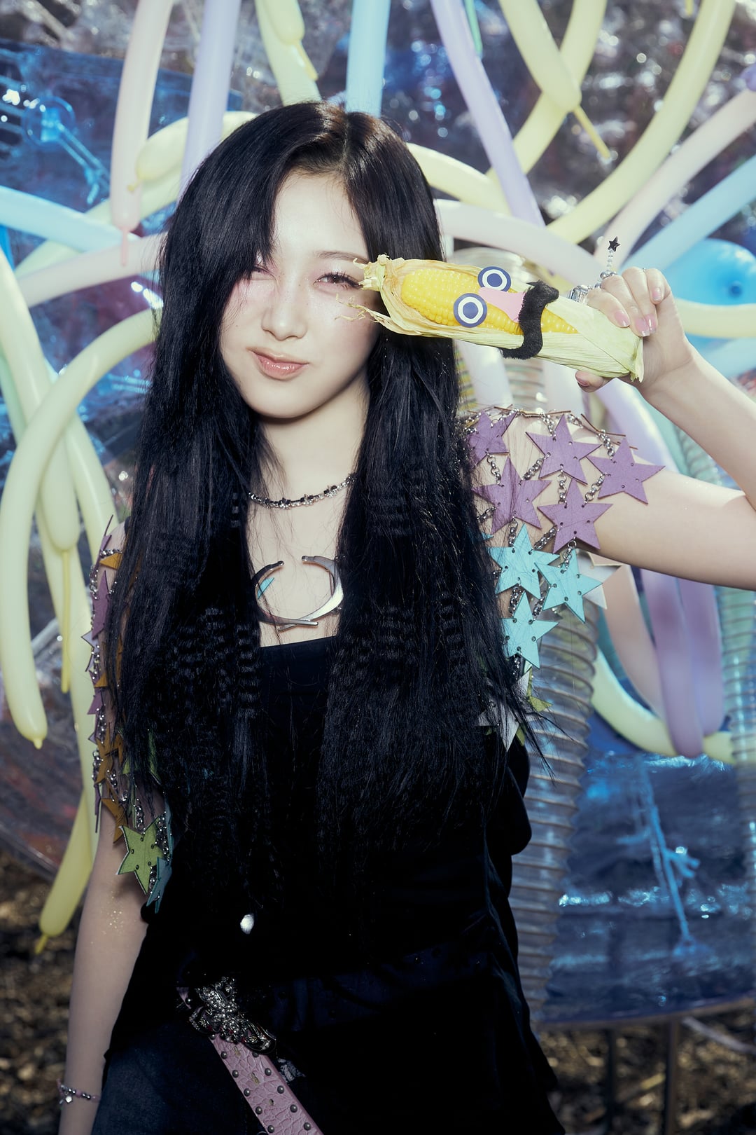 240515 Giselle - Long Chat (#♥) (Universe Teaser Images #1)