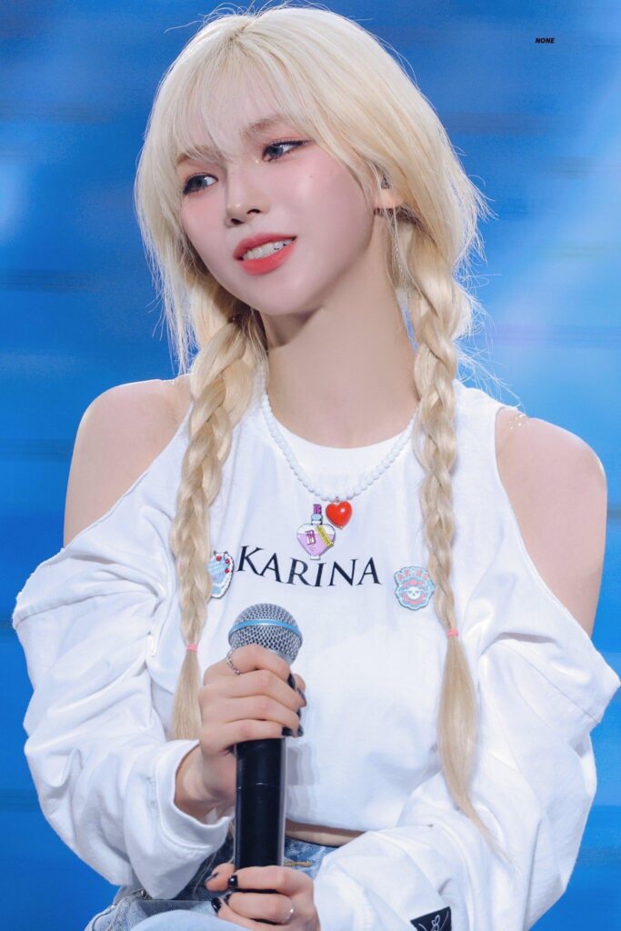 230415 Karina