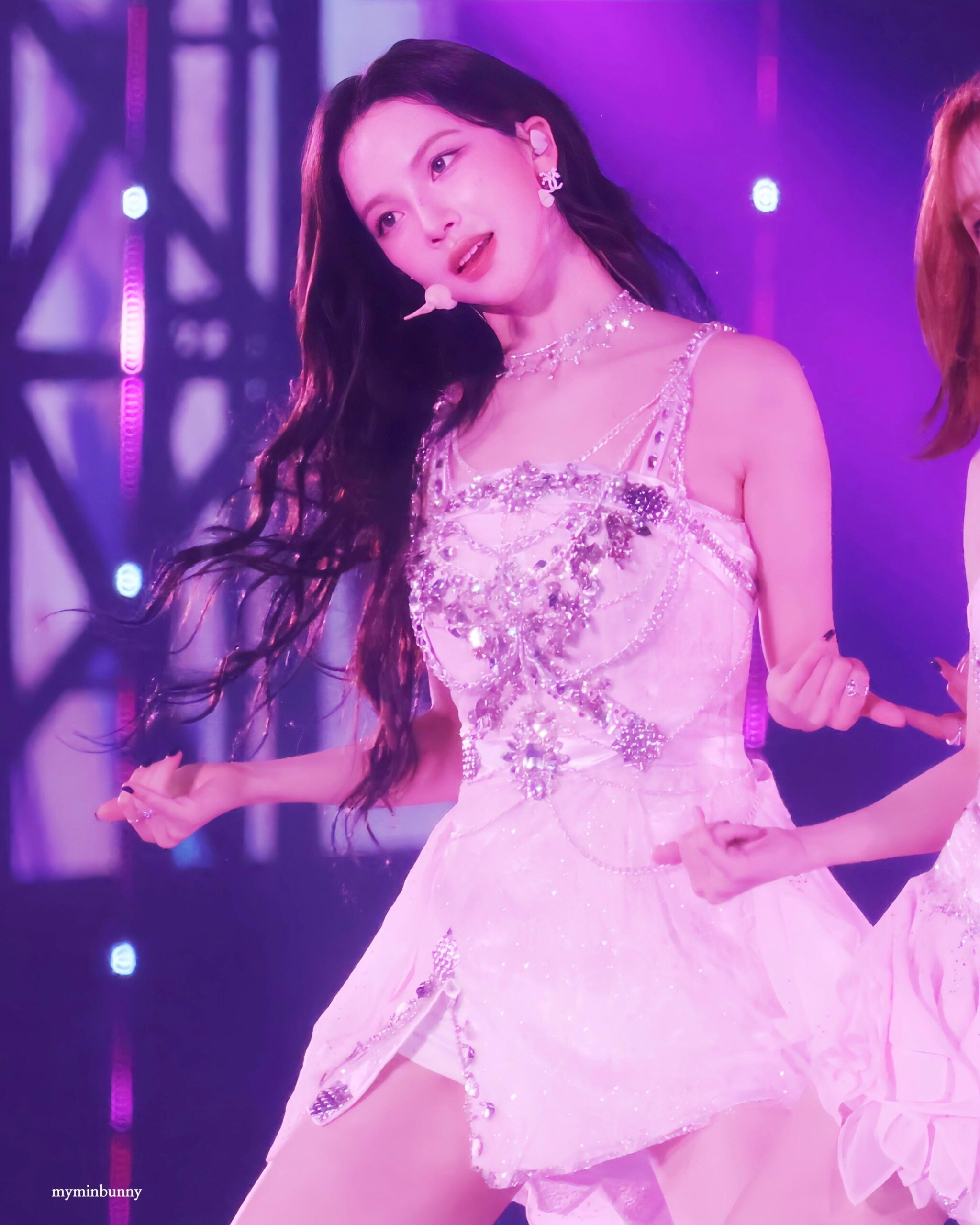 230805 Karina