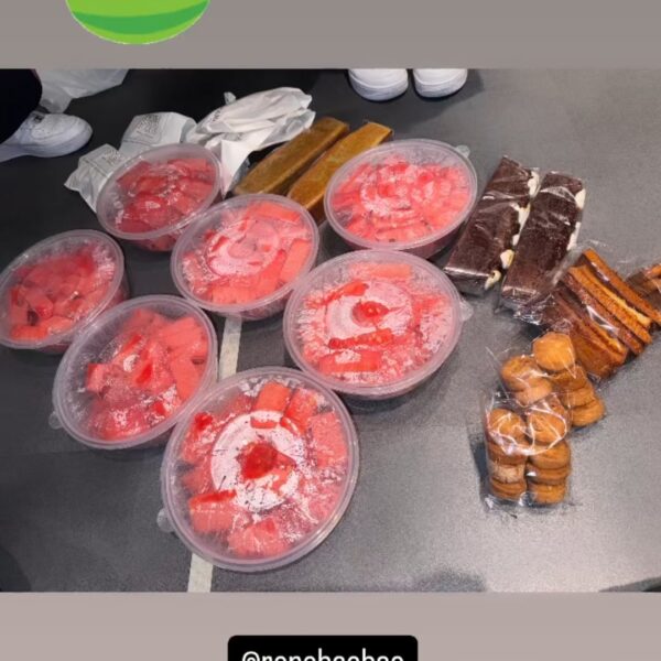 240626 Giselle Instagram Story Update - @.renebaebae Snacks bought by a pretty unnie >< Thank you 🫶