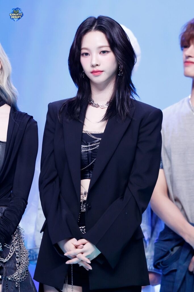 240604 aespa - Supernova (240530 M Countdown Encore Stage Pics)