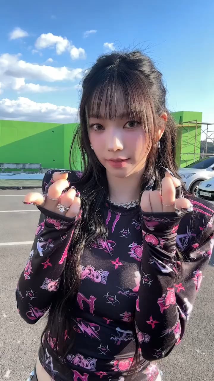 240704 aespa TikTok Update with Karina - 💓