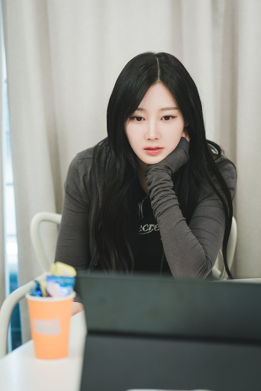 240731 aespa Twitter Update - aesparty EP.08 Riding the past life elevator 💨 See you on Friday, August 2nd at 8PM KST