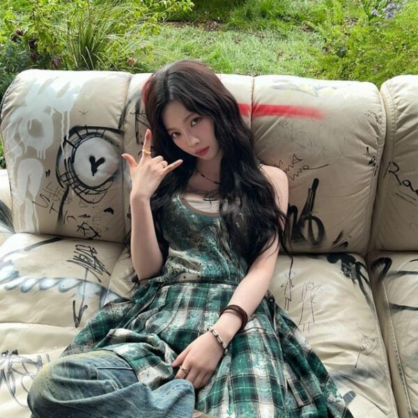 240704 aespa Pinterest Update - 𝐿𝑖𝑣𝑒 𝑀𝑦 𝐿𝑖𝑓𝑒 💙🌙 (Karina & Giselle)