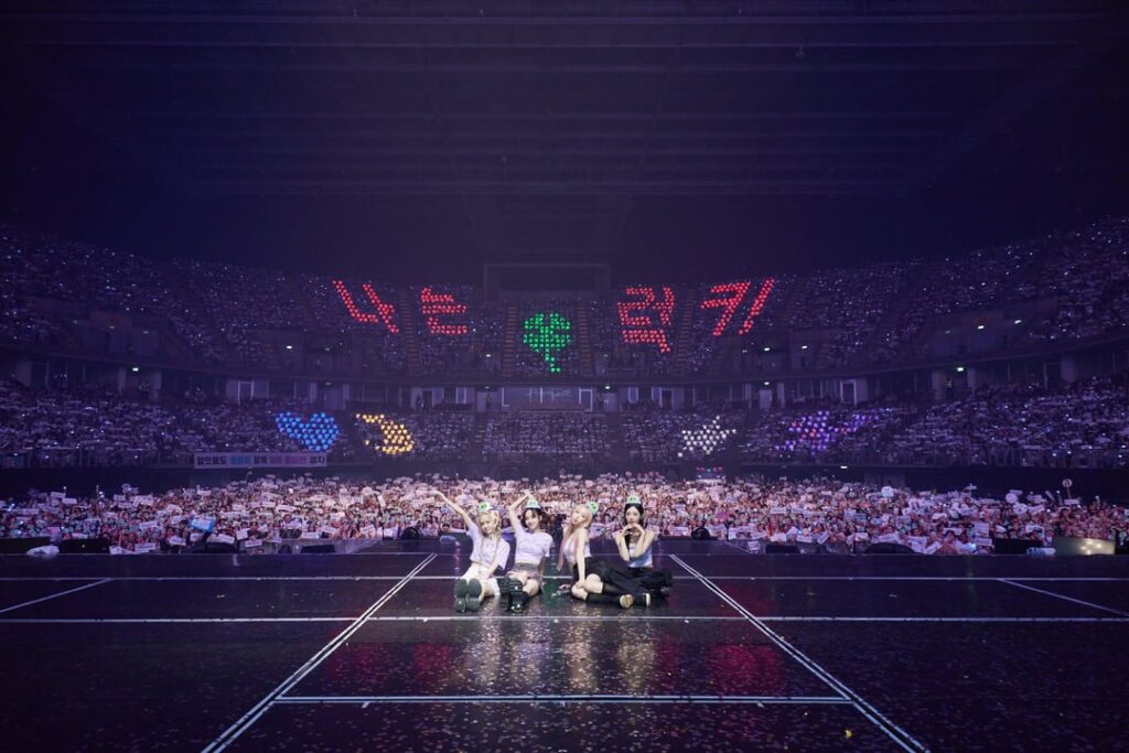 240929 aespa Twitter Update - 2024 aespa LIVE TOUR - SYNK : PARALLEL LINE - in BANGKOK Day1 👽🍀