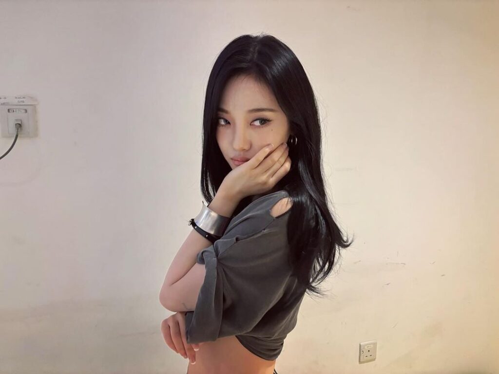 240921 Ningning Instagram Update