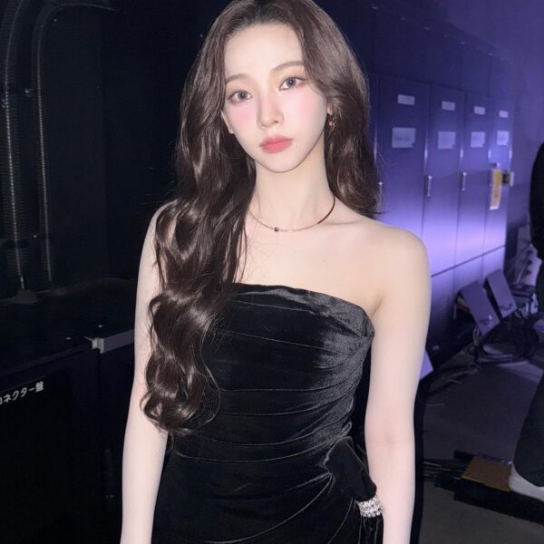 250319 Karina