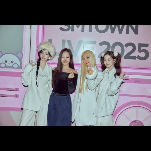 250117 SMTOWN Instagram Update with aespa - SMTOWN LIVE 2025 in SEOUL: Sneak Peek Behind the Scenes 👀📸