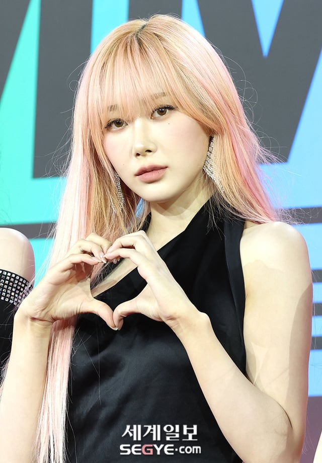 241130 aespa @ 2024 Melon Music Awards' Red Carpet (Press Photos)