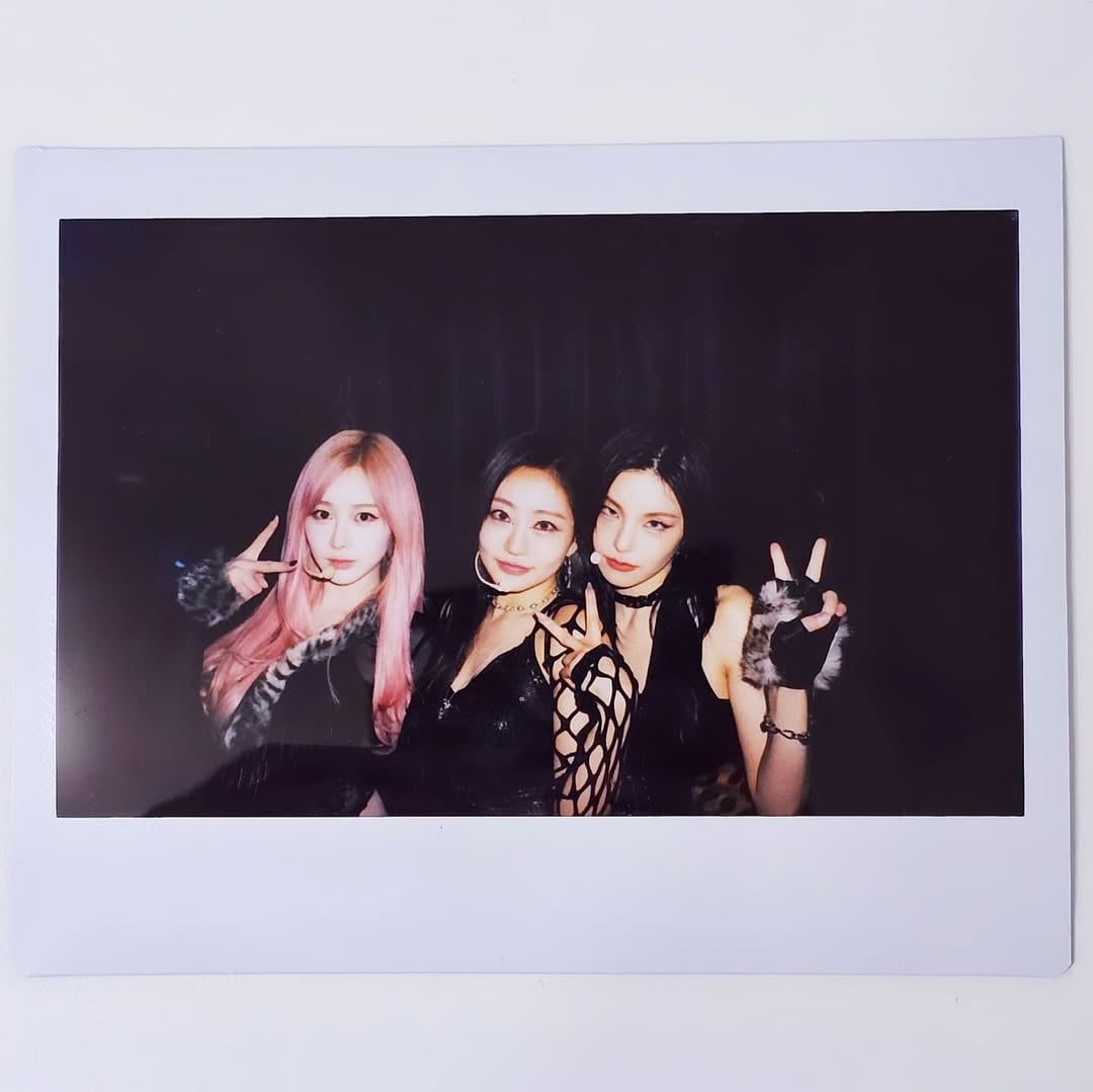 250131 MBC Music Core PD Kim Kangseok Instagram Update with Giselle & Winter (with ITZY Yeji & KISS OF LIFE Julie)
