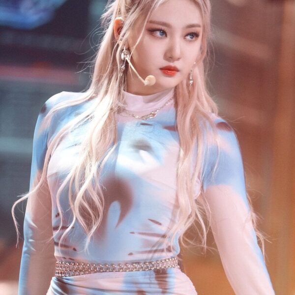 220724  Ningning ( Illusion' & 'Girls' at SBS Inkigayo)