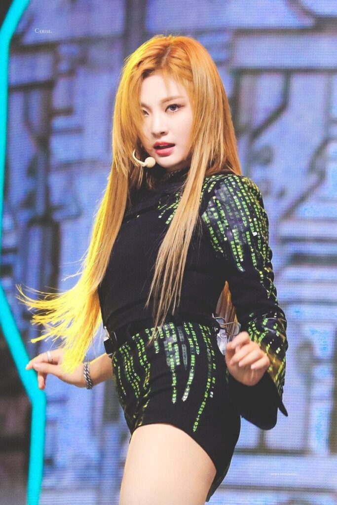 211114 aespa NingNing at World KPop Concert 2021