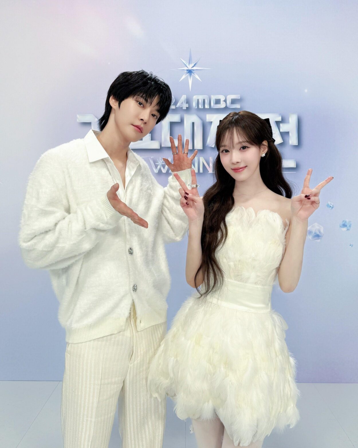 250130 SMTOWN Twitter Update with Winter -  2024 MBC Gayo Daejejeon (with NCT 127 Doyoung)