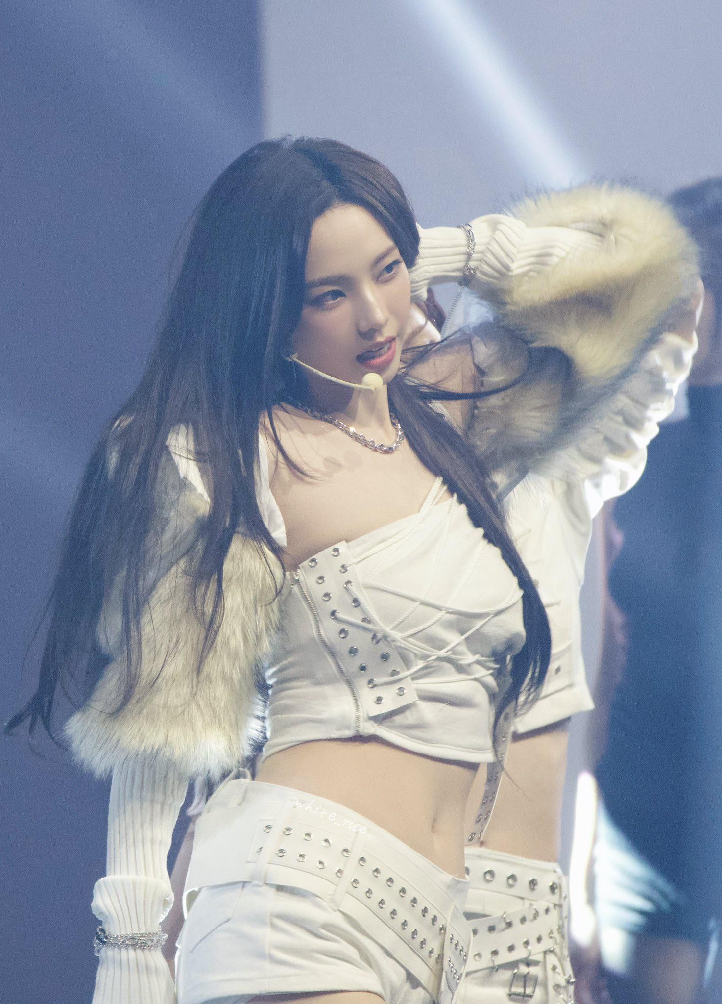 250329 Karina