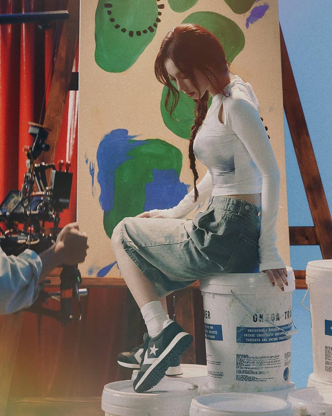250209 Converse Korea Instagram Update with Karina - A collection of behind-the-scenes cuts of Karina wearing the Omega Trainer