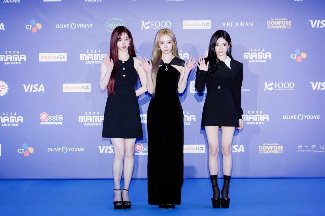 241123 MAMA AWARDS Twitter Update With aespa - 2024 MAMA AWARDS DAY 3 Osaka Red Carpet Photo