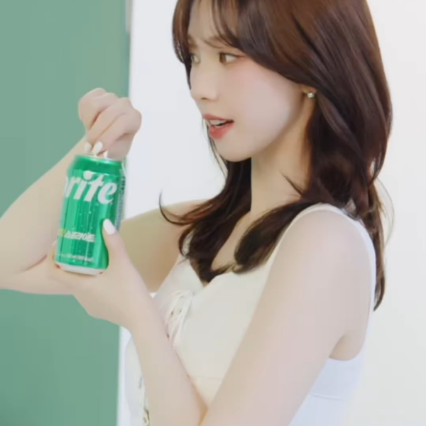 250318 eyesmag Instagram Update with Karina - A message from Sprite's new model Karina has arrived at <eyes magazine>