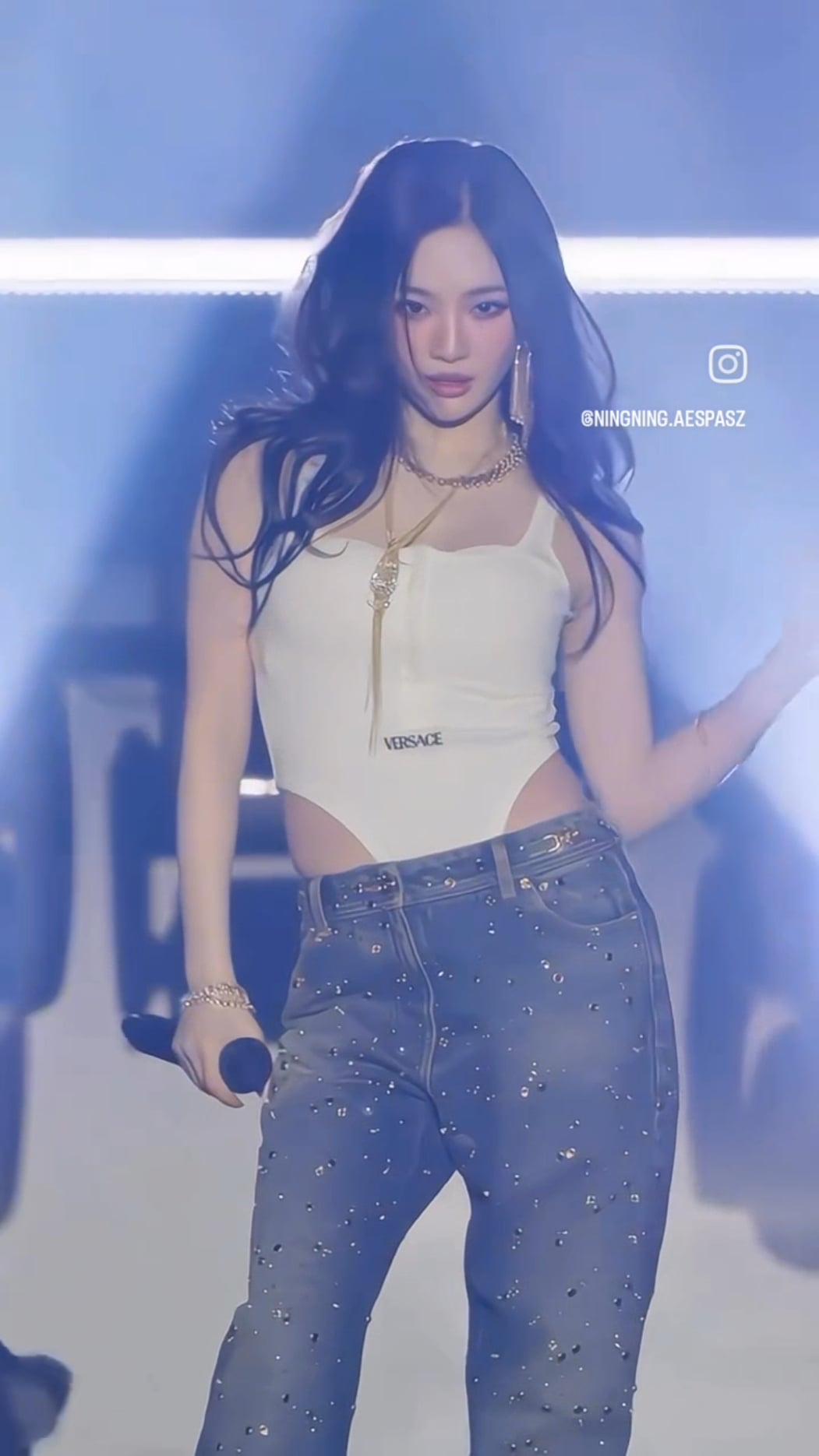 She mogs me everytime