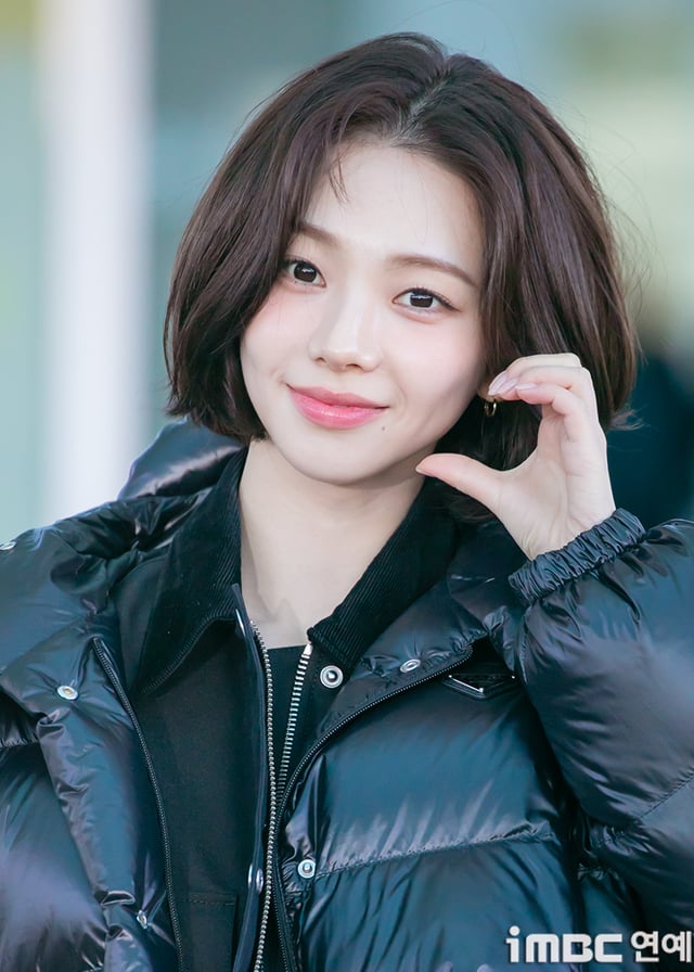 250226 Karina - Departure for Milan Fashion Week to attend 'PRADA FW25 Womenswear Show' (Press Photos)