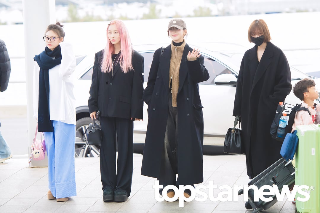 250126 aespa - Departure for the U.S. for their 'SYNK : PARALLEL LINE TOUR' (Press Photos)