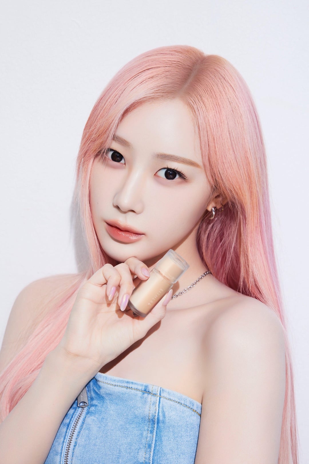 250314 Giselle for EITHER＆ x Skin Fit UV Concealer