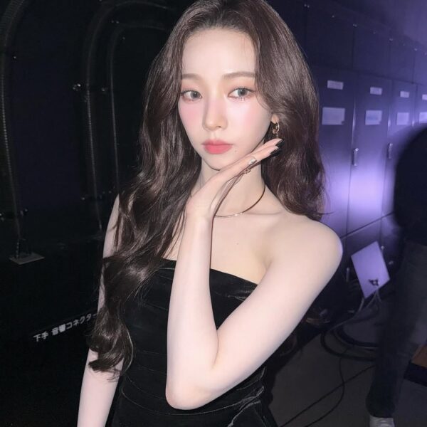 250319 Makeup Artist Jo Eunbee Instagram Update with Karina