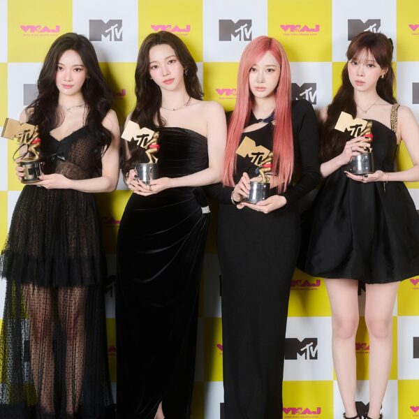 250319 MTV Japan Twitter Update with aespa - A photo of aespa holding the trophies after winning ‘Best Group Video -International’, ‘Best Dance Video‘, ‘Best K-POP Video’ & ‘Artist of the Year’ has been released 🏆