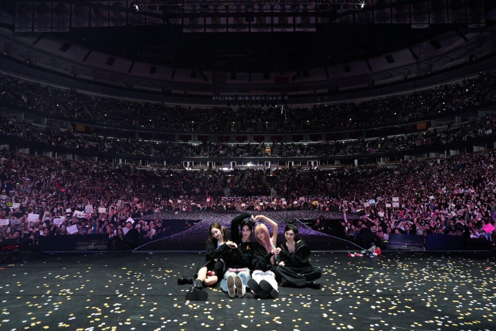 250216 aespa Twitter Update - 2024-25 LIVE TOUR – SYNK : PARALLEL LINE – in CHICAGO