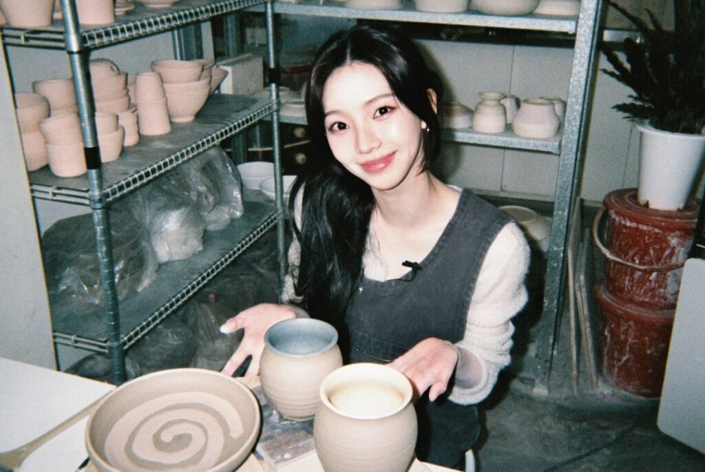 250411 aespa Twitter Update with Karina - 00.04.11