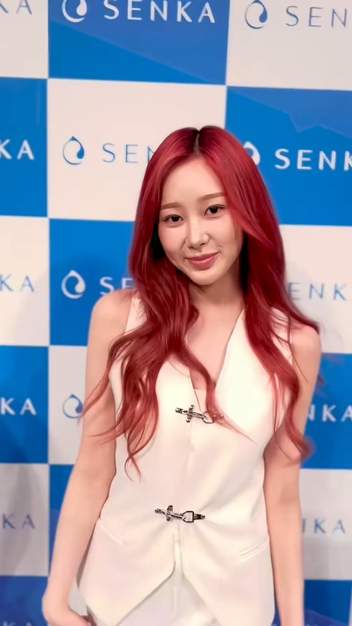 250526 modelpress TikTok Update with Giselle