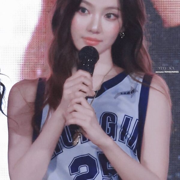 250516 Ningning (at Hongik University Festival)