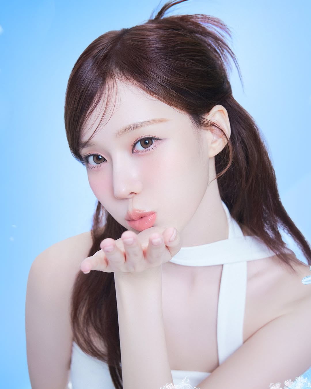 250528 Winter for Yuhan-Kimberly's WHITE 'Stay Cool'