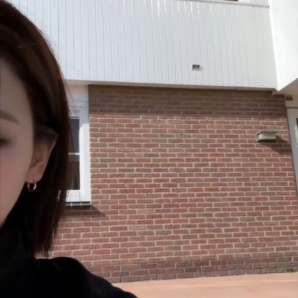 250613 aespa TikTok Update with Karina - me casually jump out the window