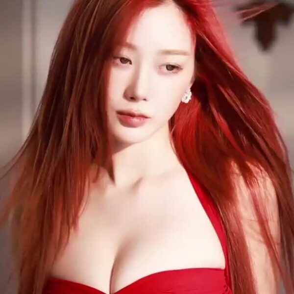 250607 Giselle for 女友BELLA // Weibo POST