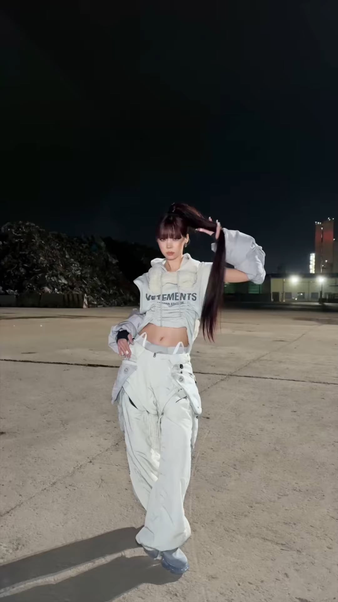 250627 aespa TikTok Update with Winter & Giselle - 𝗥𝗲𝗮𝗹 𝗯𝗮𝗱 𝗯𝘂𝘀𝗶𝗻𝗲𝘀𝘀, 𝘁𝗵𝗮𝘁’𝘀 𝗗𝗶𝗿𝘁𝘆 𝗪𝗼𝗿𝗸