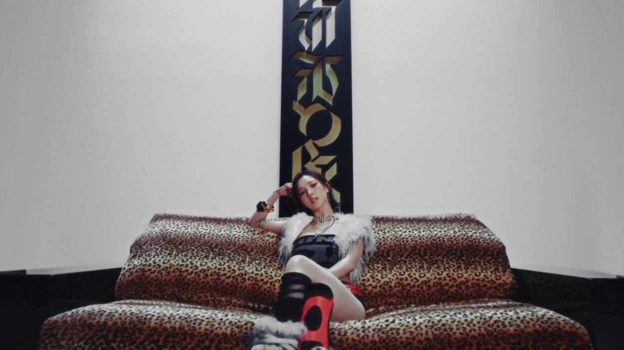 250617 aespa - Dirty Work (Dirty Worker Teaser Video - Karina)