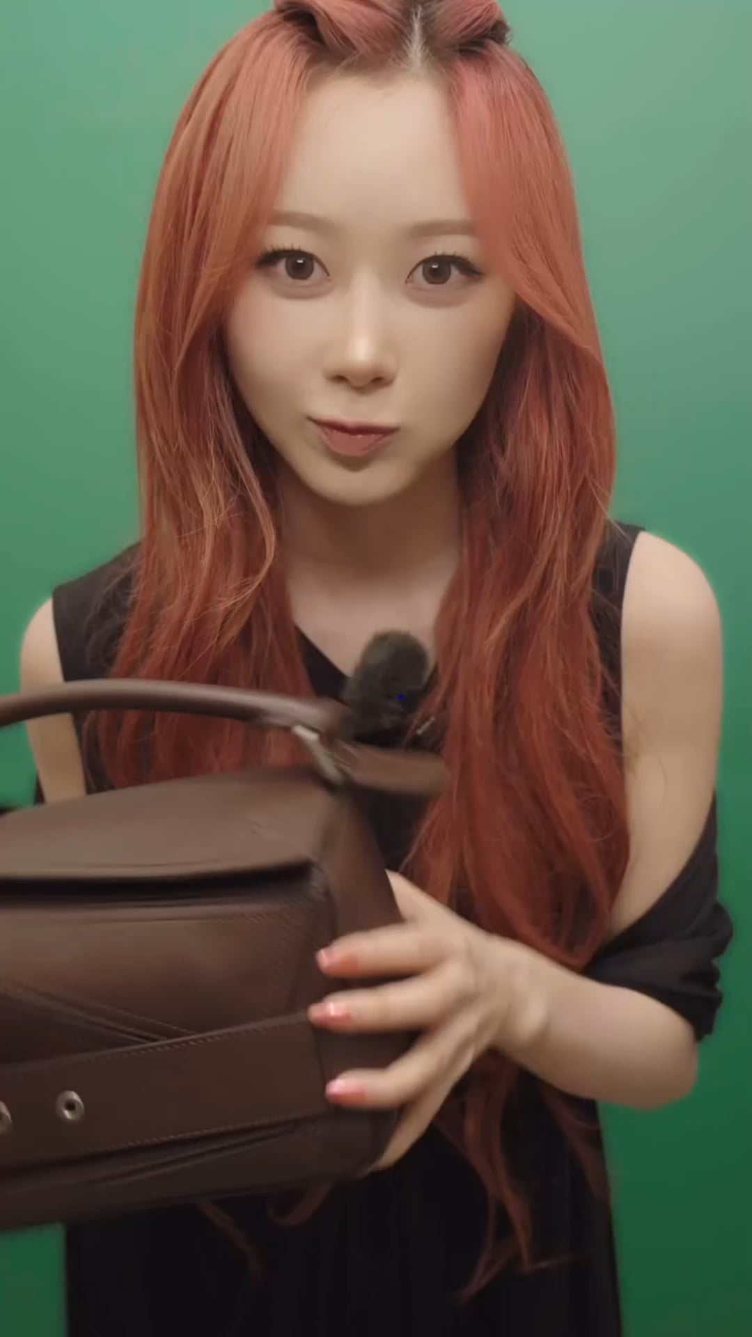 250611 DAZED KOREA Instagram Update with Giselle - LOEWE Puzzle 10