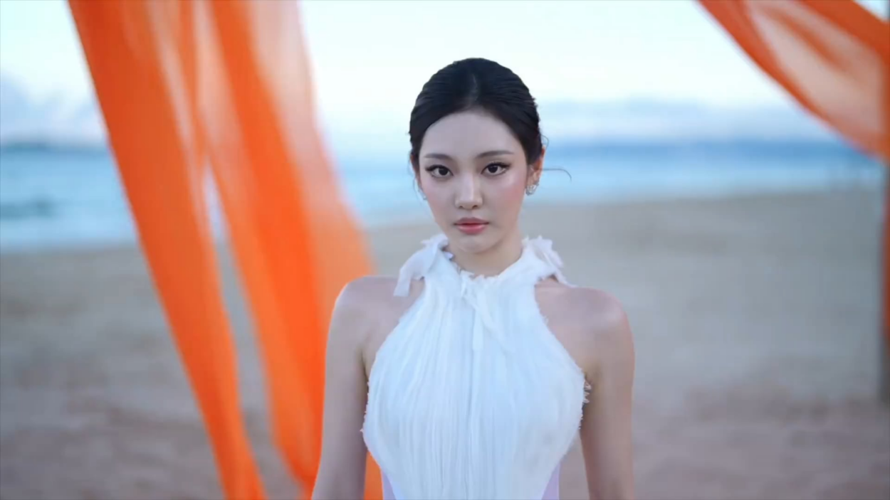 250606 VOGUE CHINA Weibo Update with Ningning 2