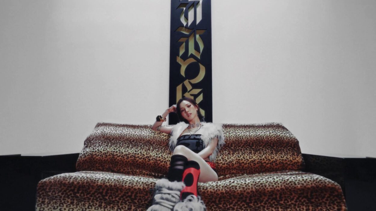 250617 aespa - Dirty Work (Dirty Worker Teaser Video - Karina)