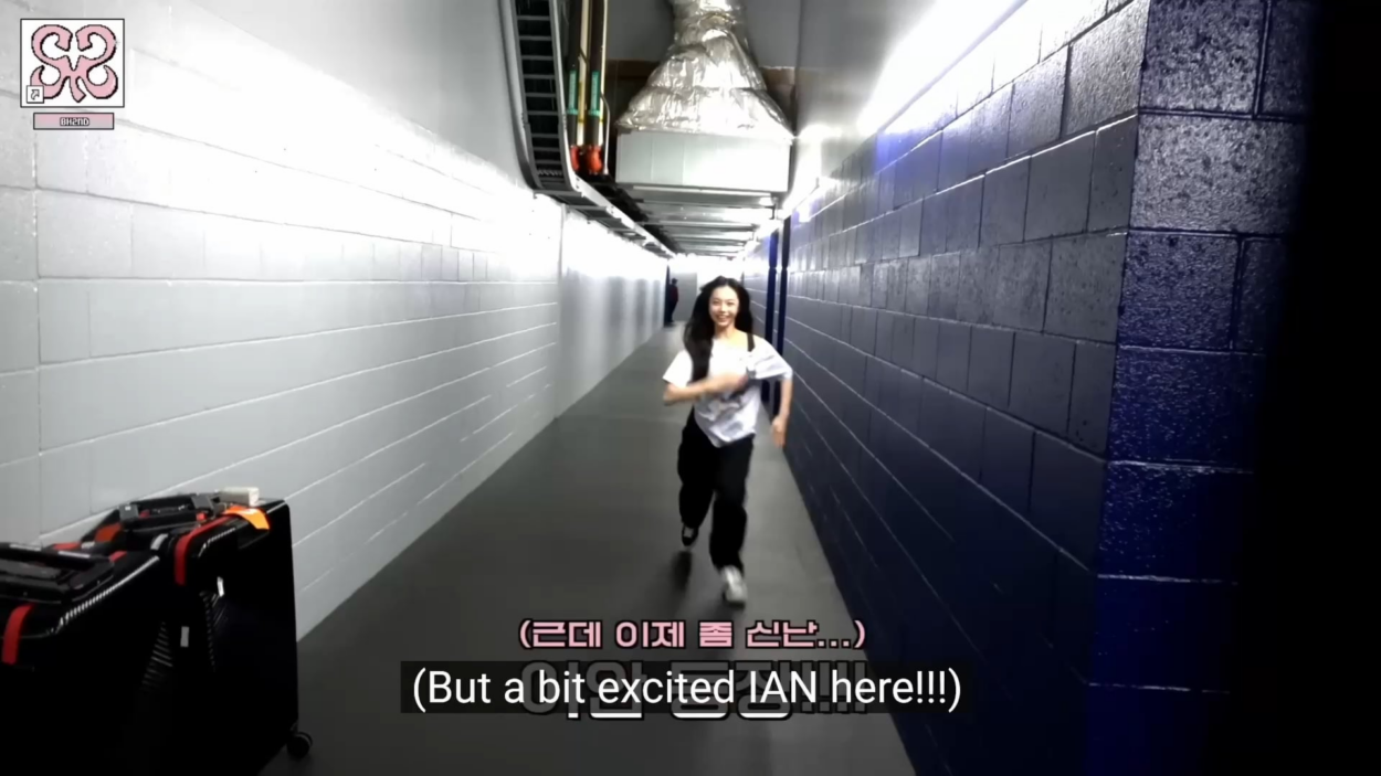 250619 Karina - SMTOWN LIVE 2025 in LA Behind (with Hearts2Hearts IAN)