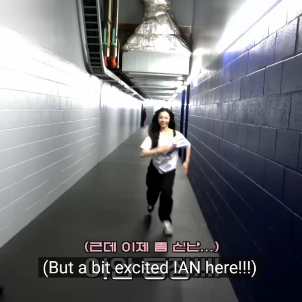 250619 Karina - SMTOWN LIVE 2025 in LA Behind (with Hearts2Hearts IAN)