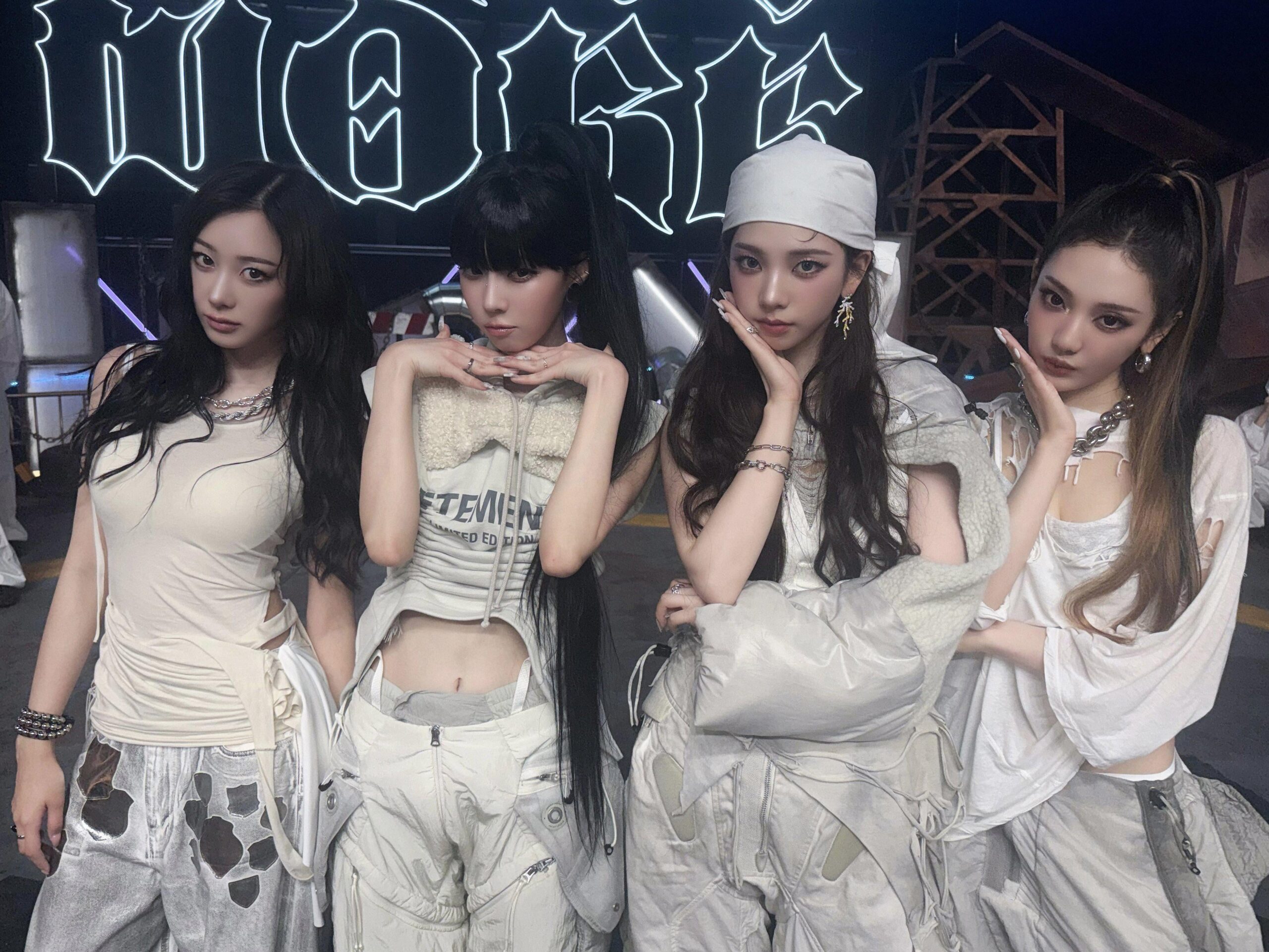 250703 aespa Twitter Update - 𝕯𝖎𝖗𝖙𝖞 𝖂𝖔𝖗𝖐 ⛓️