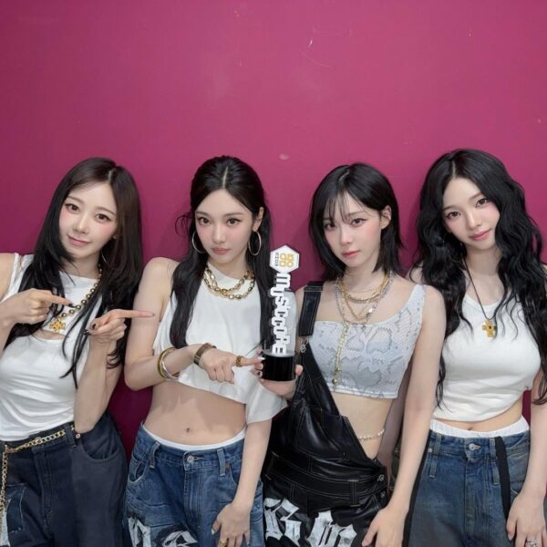 250712 aespa Twitter Update - 𝔇𝔦𝔯𝔱𝔶 𝔚𝔬𝔯𝔨 𝟹𝔯𝔡 𝔚𝔦𝔫