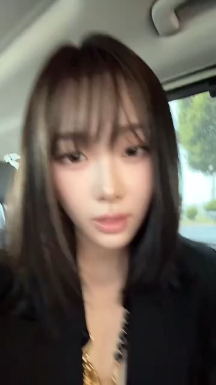 250725 aespa TikTok Update with Giselle - 💋Mwah