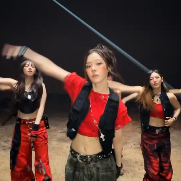 250701 aespa TikTok Update - Ꮤork it out