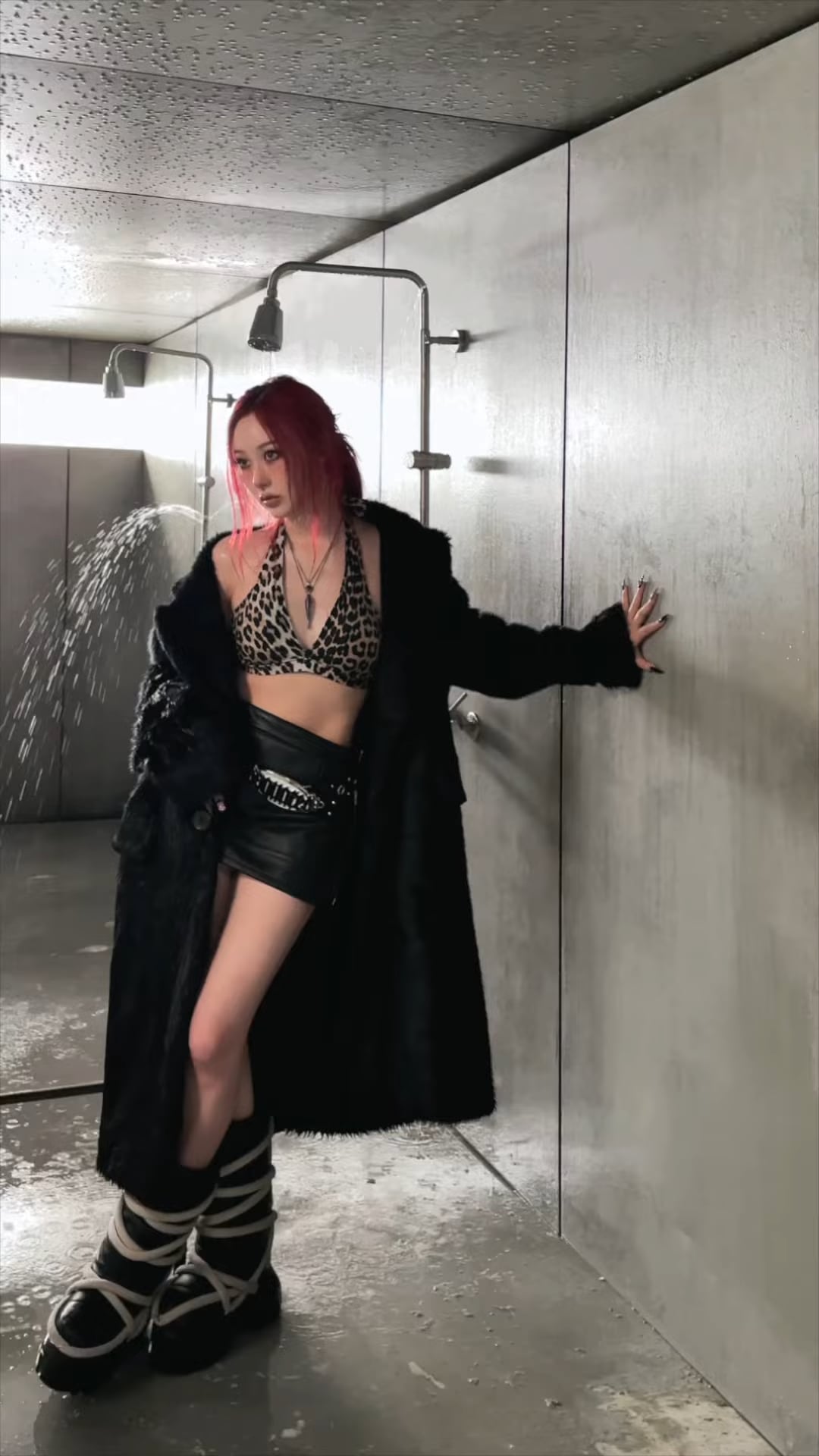 250712 aespa TikTok Update with Giselle - more like a hit girl